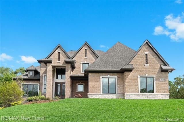 Property Photo: 32534 Sanctuary Court MI 48336