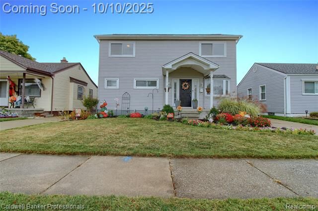 Property Photo: 17569 Smith Street MI 48193