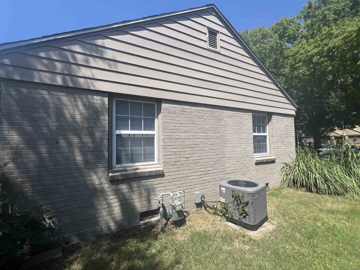 Property Photo:  1607 N Terrace  KS 67208 