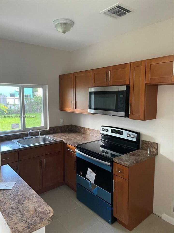 Property Photo: 8321 NE Miami Ct FL 33138