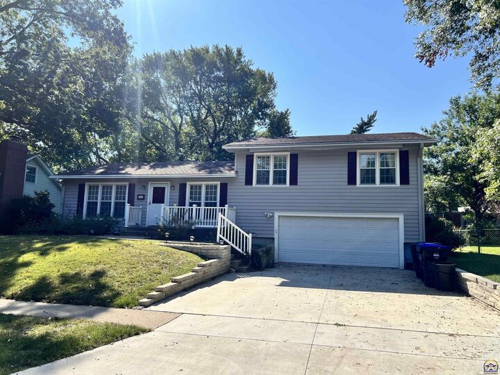 5641 SW 18th St  Topeka KS 66604 photo