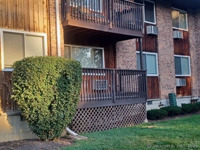 Property Photo: 333 Vincellette Street 152 CT 06606
