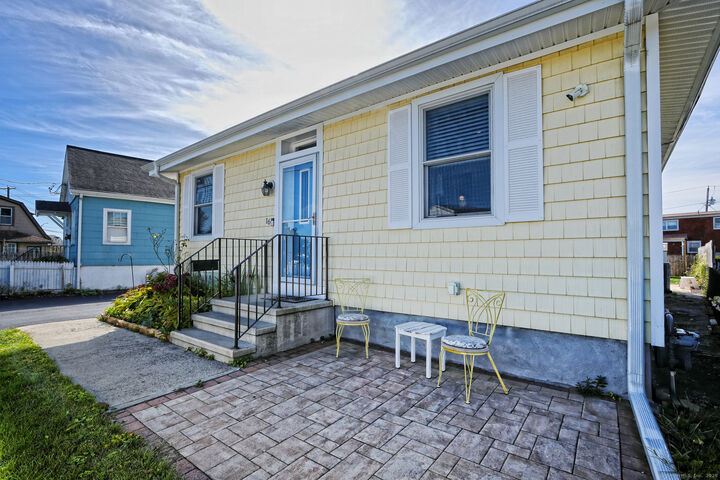 Property Photo:  16 Monroe Street  CT 06460 