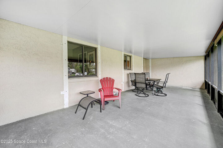 Property Photo:  1078 Grapefruit Road SE  FL 32909