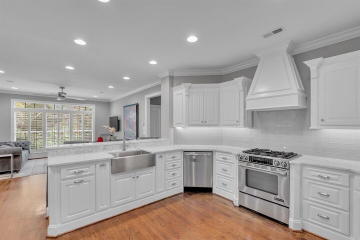 Property Photo:  853 Oakcrest Road  SC 29301 