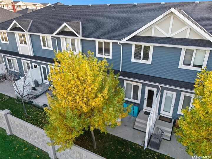 Property Photo: 115 Veltkamp Crescent 16 SK S7T 0T7