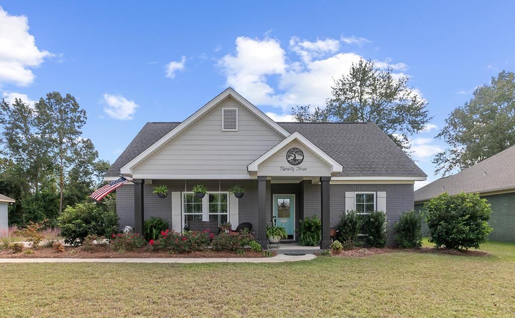 Property Photo:  93 Memory Lane  AL 36027 