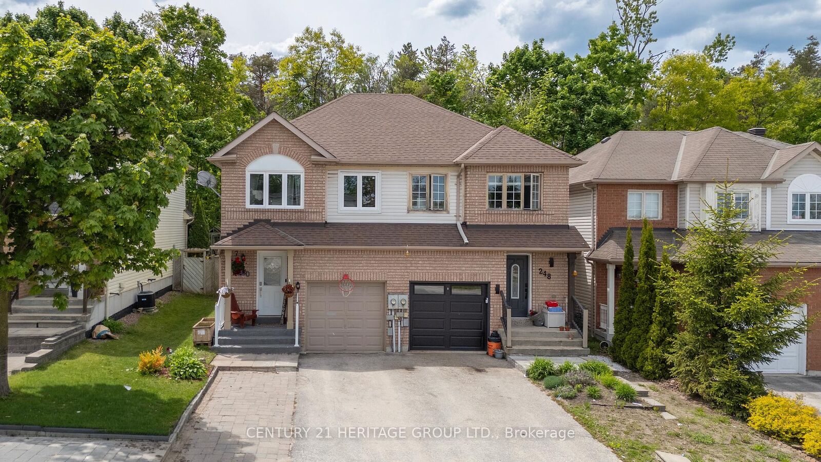 Photo de la propriété: 250 Ferndale Drive S ON L4N 8J9