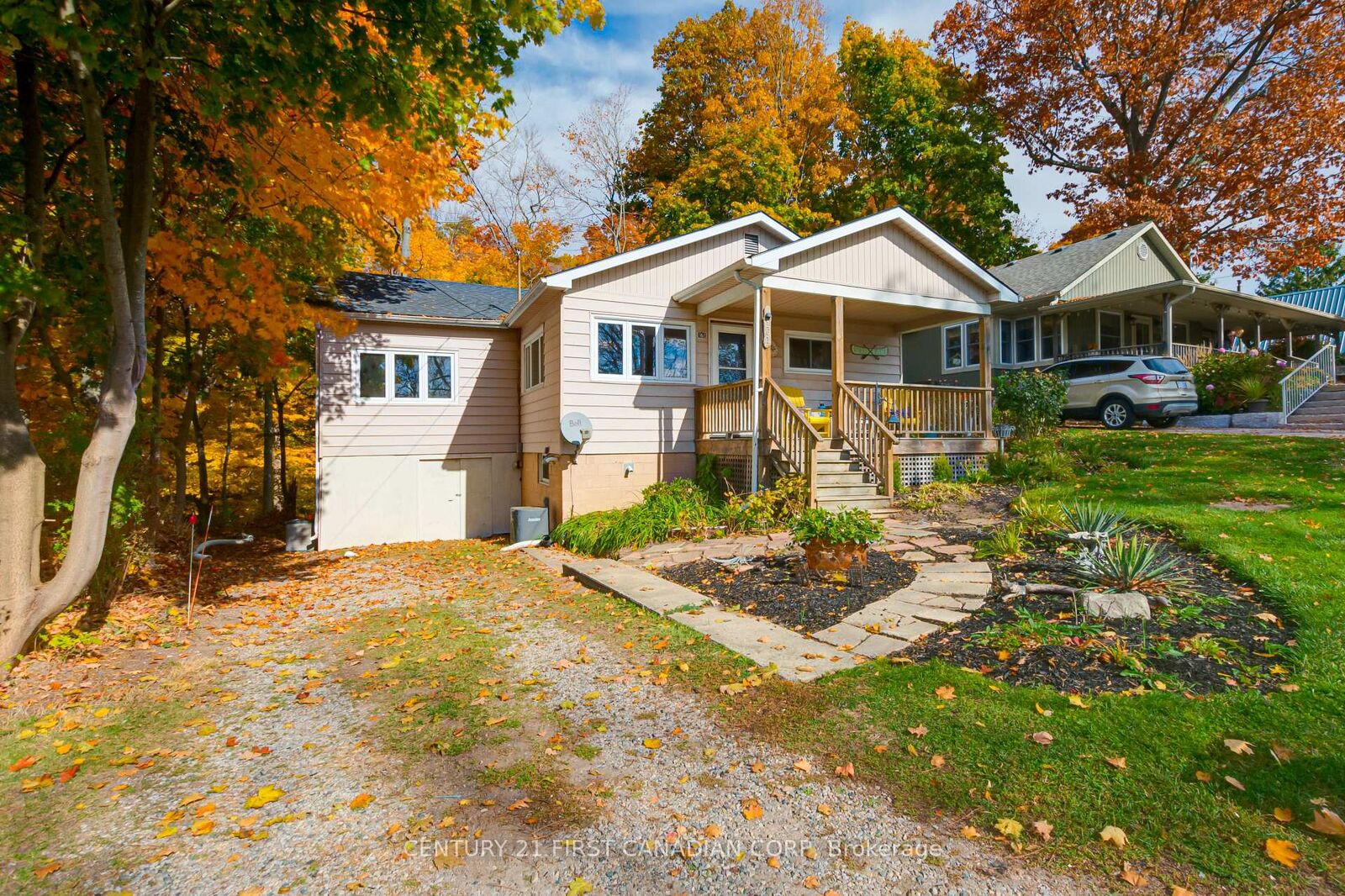 Property Photo: 161 Brayside Street ON N5L 1A2