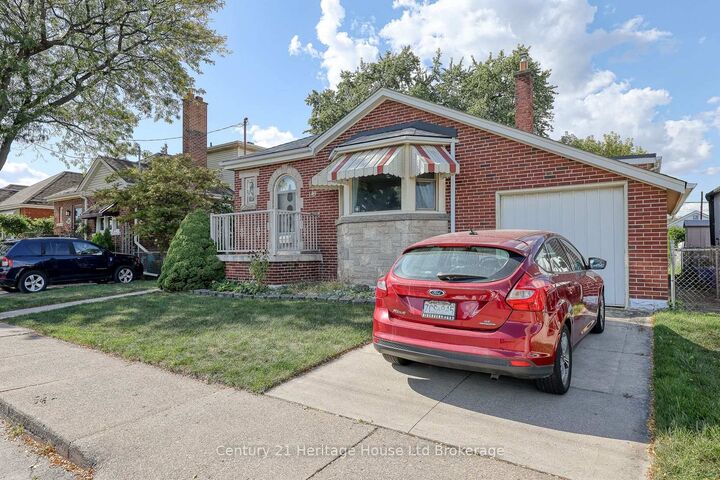 Photo de la propriété: 149 Strathearne Avenue ON L8H 5K7