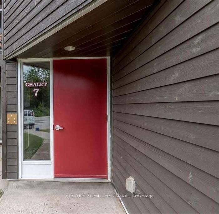 Property Photo:  1102 Horseshoe Valley Road W 114  ON L4M 4Y8 