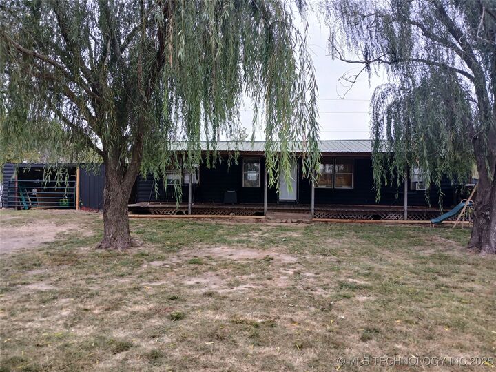 413697 E 1090 Road  Checotah OK 74426 photo