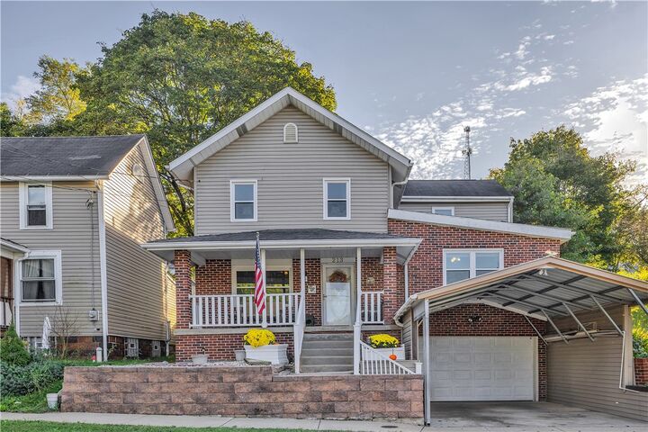 213 Whittier St  Vandergrift PA 15690 photo