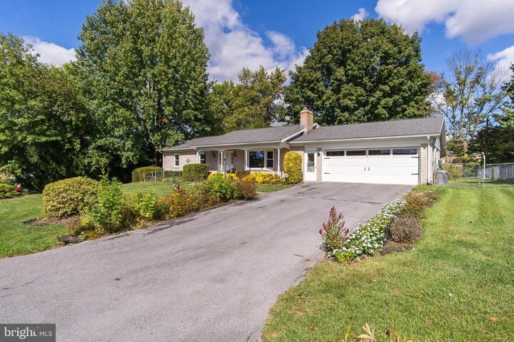Property Photo: 8 Brightwood Drive MD 21740