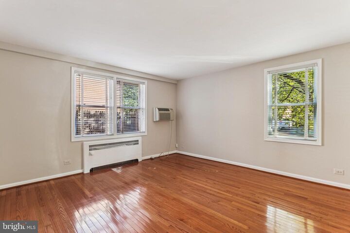Property Photo: 110 N George Mason Drive 110-3 VA 22203