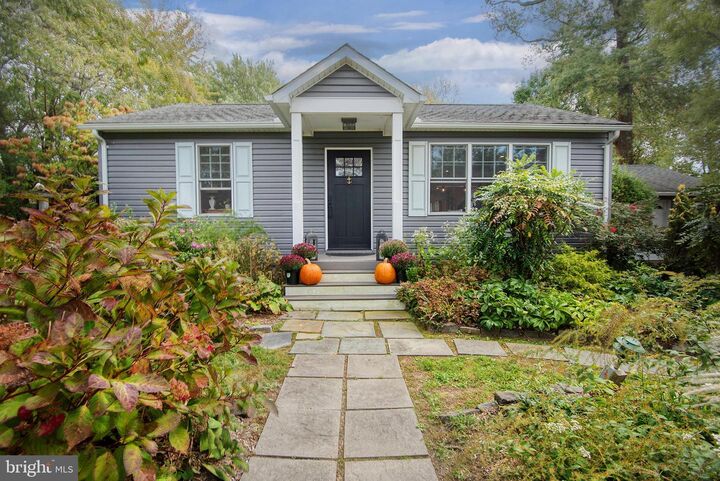 5697 Walnut Street  Rock Hall MD 21661 photo