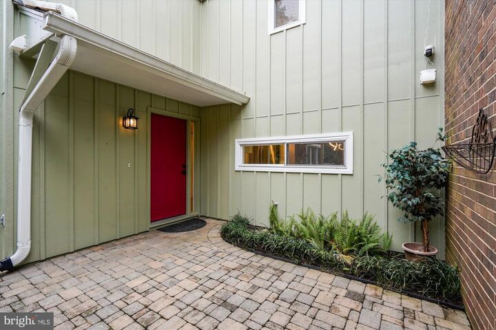 Property Photo: 11488 Links Drive VA 20190