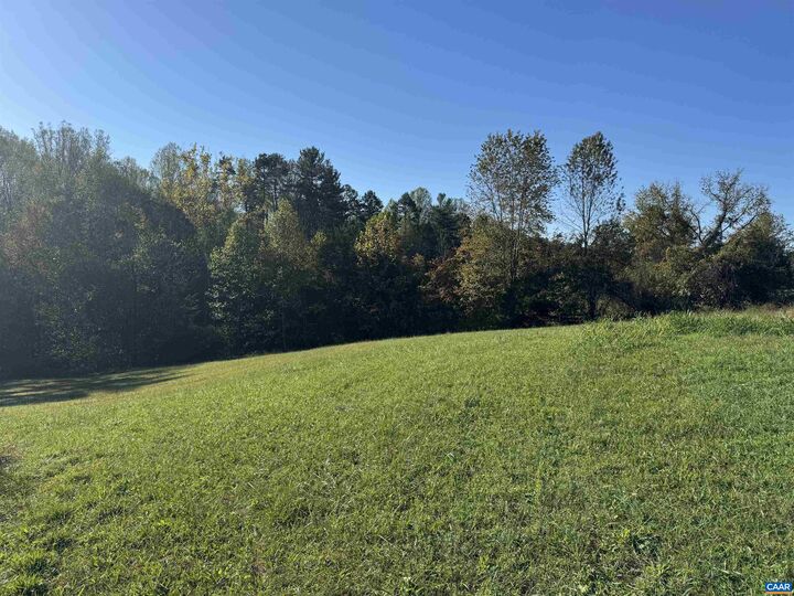 Property Photo: 135 John Boys Ln VA 22973