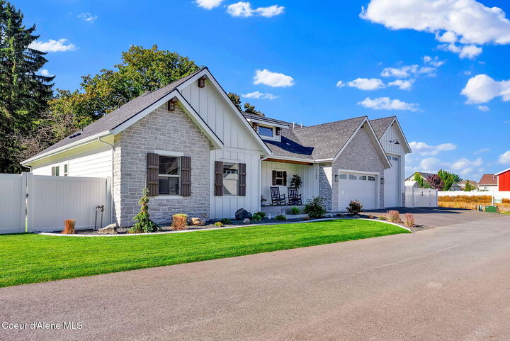 Property Photo:  1243 W Orchard Ave  ID 83835 