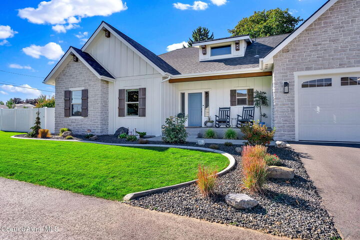 Property Photo: 1243 W Orchard Ave ID 83835