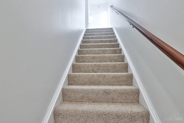 Property Photo: 7222 English Drive OH 45244