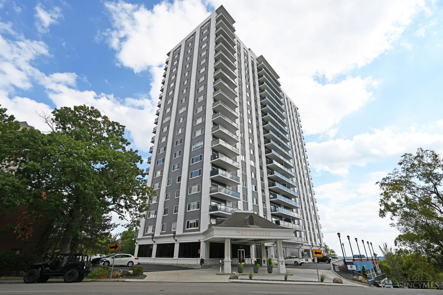Property Photo: 2200 Victory Parkway OH 45206
