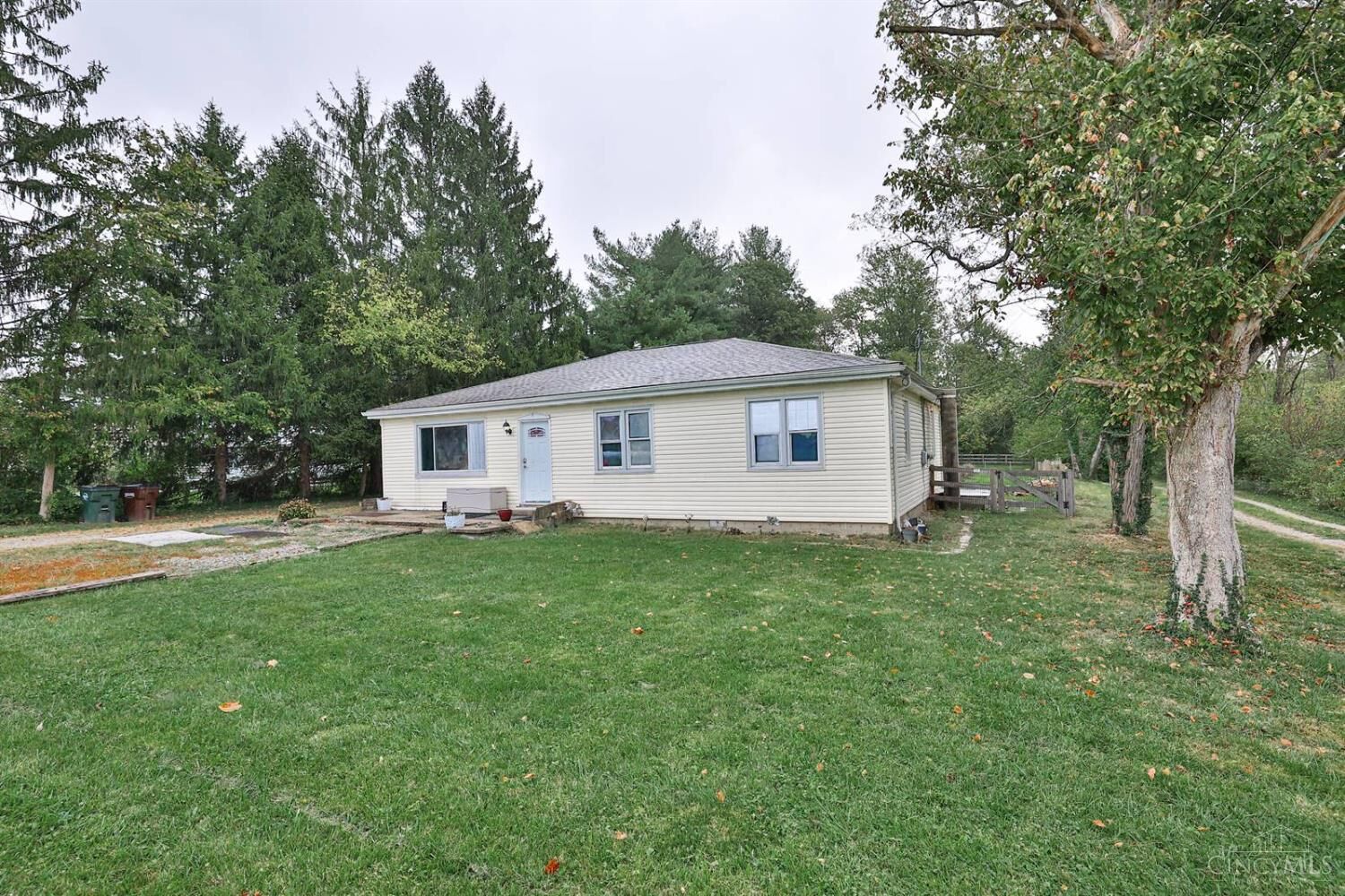 Property Photo: 6170 Newtonsville Road OH 45122