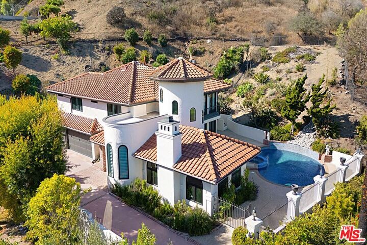 16581 Via Floresta  Pacific Palisades CA 90272 photo