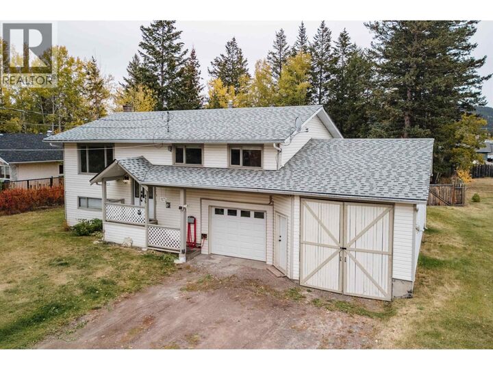 Property Photo: 835 Spruce Avenue BC V0K 2E0