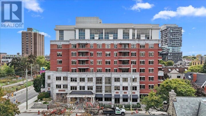 320 McLeod Street #Ph804  Ottawa ON K2P 1A3 photo