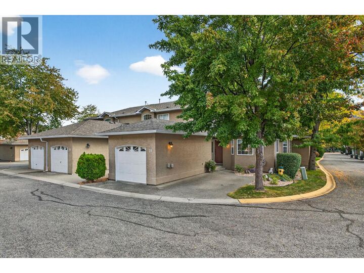 Photo de la propriété: 545 Glenmeadows Road 24 BC V1V 1W8