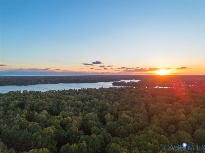 Property Photo:  13931 Sagegrove Circle  VA 23112 