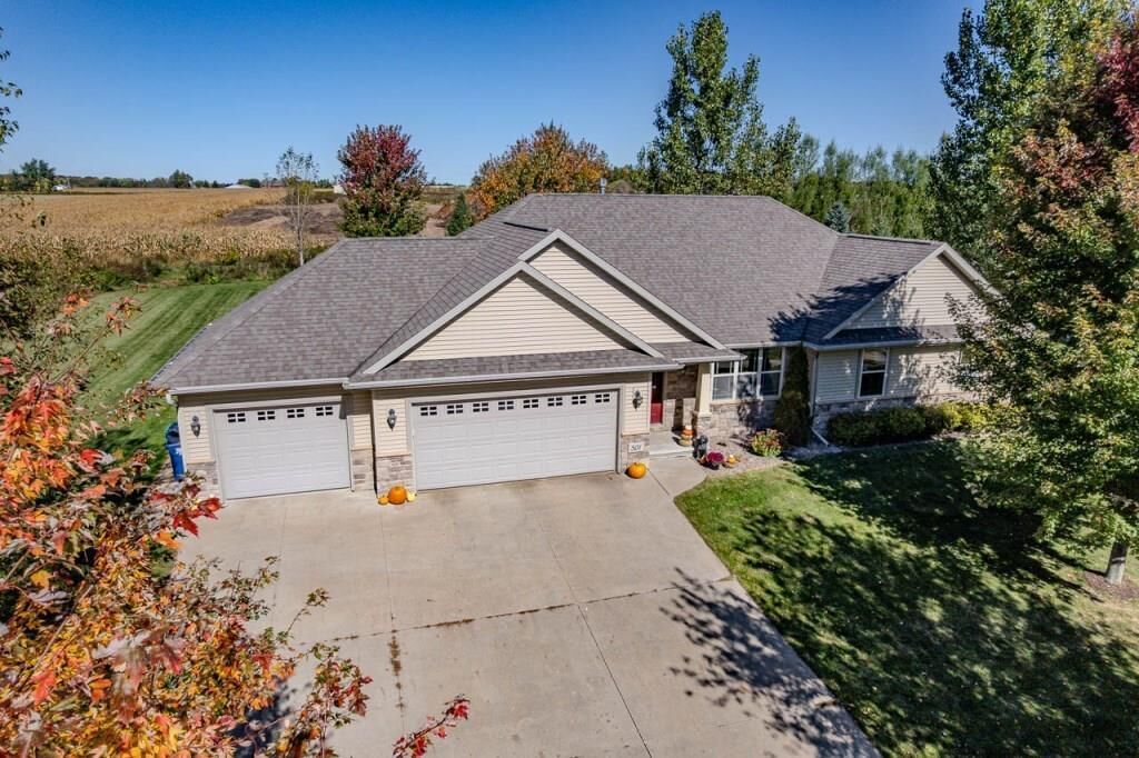 Property Photo: 501 Aspen Grove Lane WI 54403
