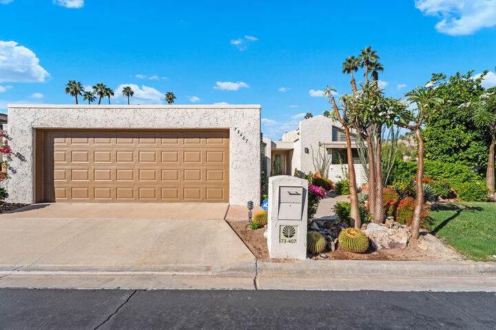 Property Photo: 73407 Nettle Court CA 92260