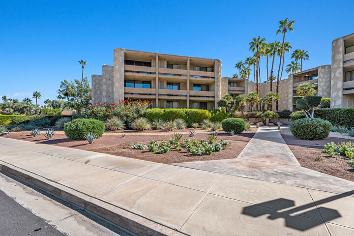 Property Photo: 1630 S La Reina Way 3C CA 92264