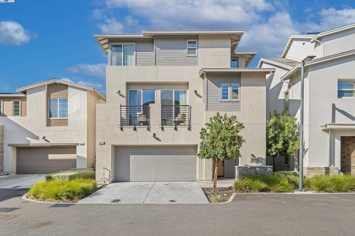 6013 Basaltina Pl  Dublin CA 94568 photo