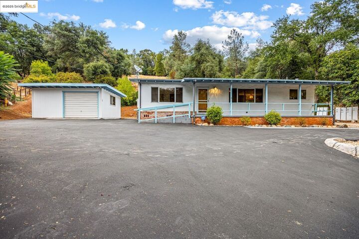731 Shaws Flat  Sonora CA 95370 photo