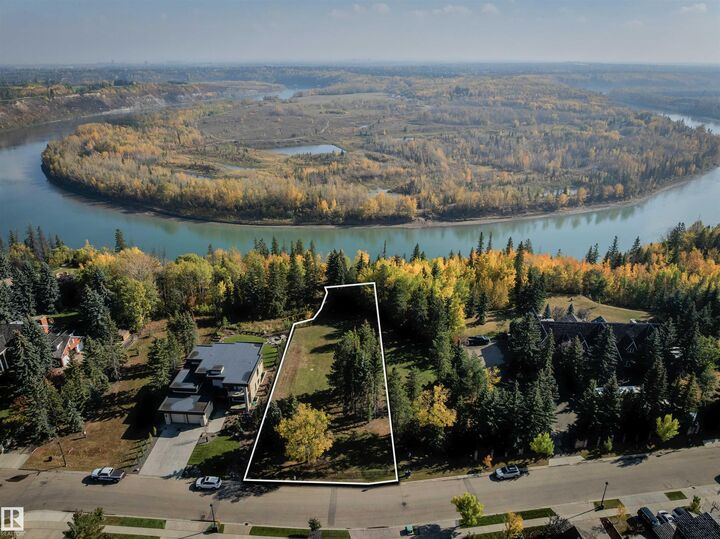 Property Photo: 4813 Donsdale Drive NW AB T6M 2N2