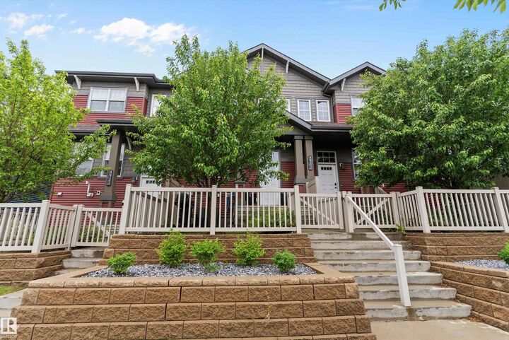 4019 Orchards Drive SW  Edmonton AB T6C 1V2 photo