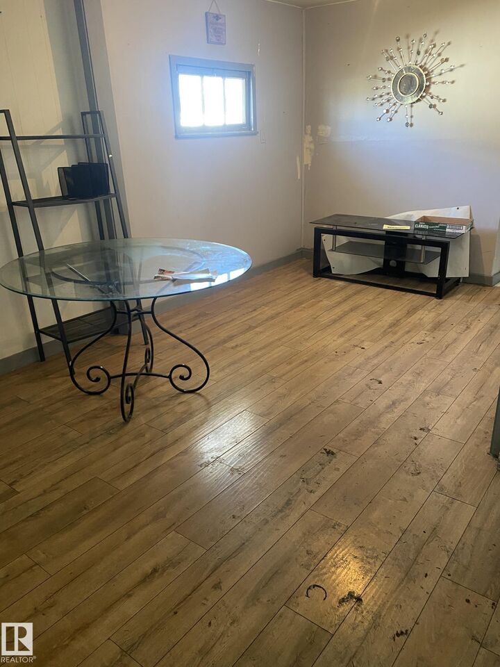 Property Photo: 15913 100A Avenue NW AB T5P 0L7