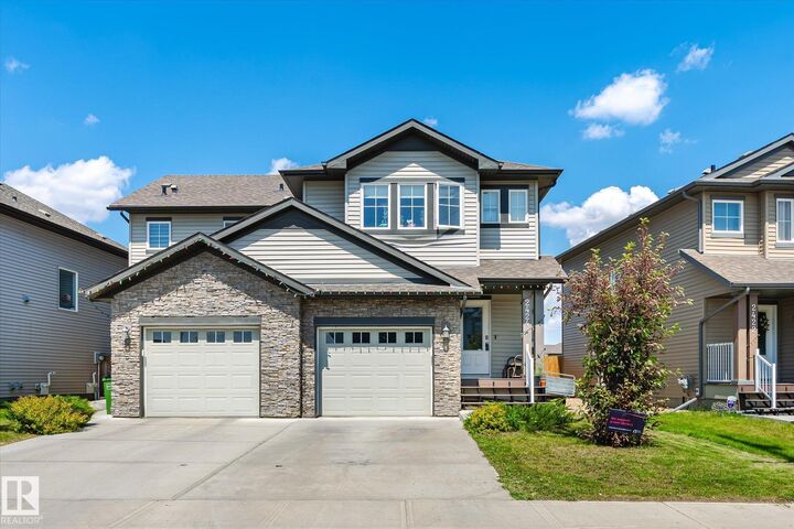 2424 19A Avenue NW  Edmonton AB T6T 2C9 photo
