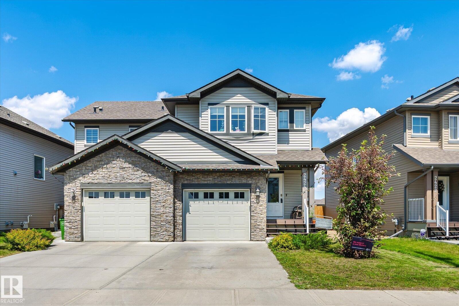 Property Photo: 2424 19A Avenue NW AB T6T 2C9