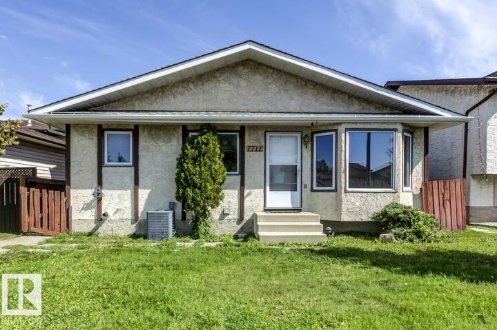 7711 189 Street NW  Edmonton AB T5T 5T4 photo