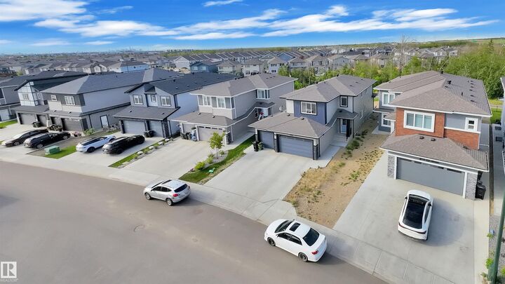 Property Photo: 348 33 Avenue NW AB T6T 2S8
