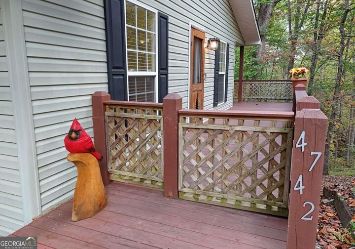 Property Photo: 4742 Timberline Sunset Drive GA 30582