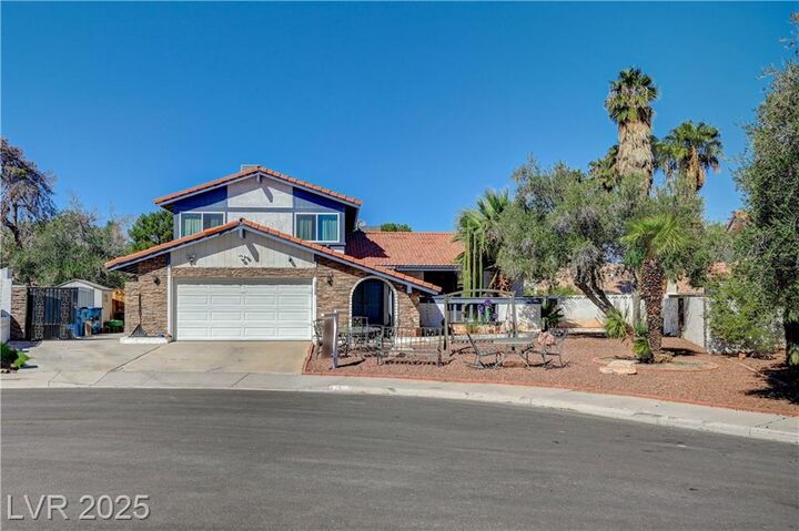 Property Photo: 3568 Taos Lane NV 89121