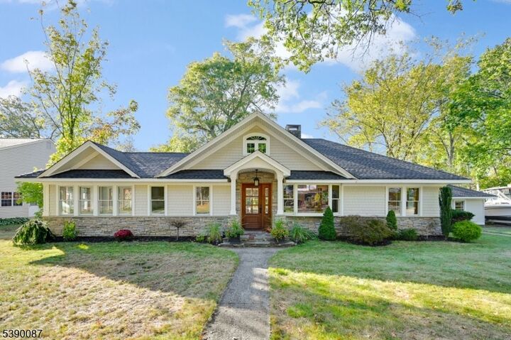 32 Wanaque Rd  West Milford Twp. NJ 07421 photo