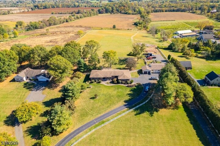Property Photo: 86 Old York Rd NJ 08551