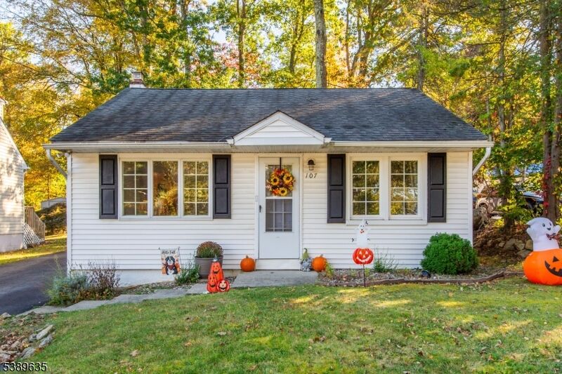 Property Photo: 107 Frances Ave NJ 07874