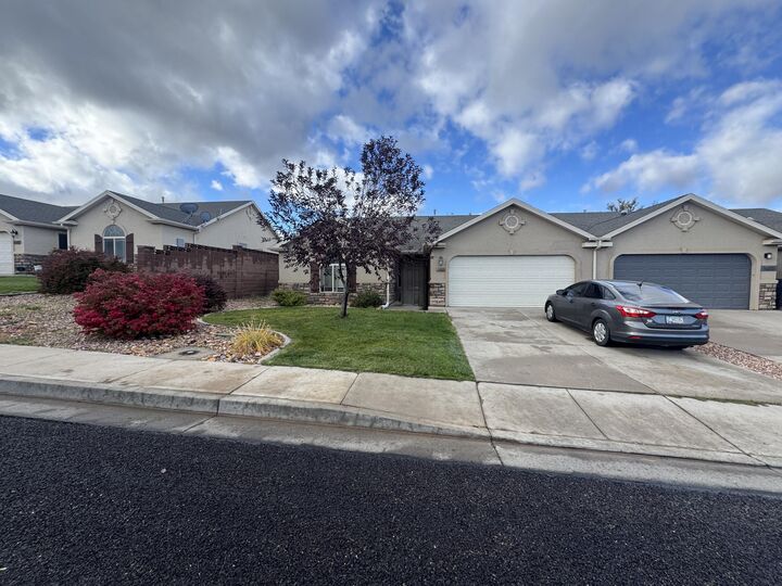 Property Photo:  1410 S Northern View Dr  UT 84720